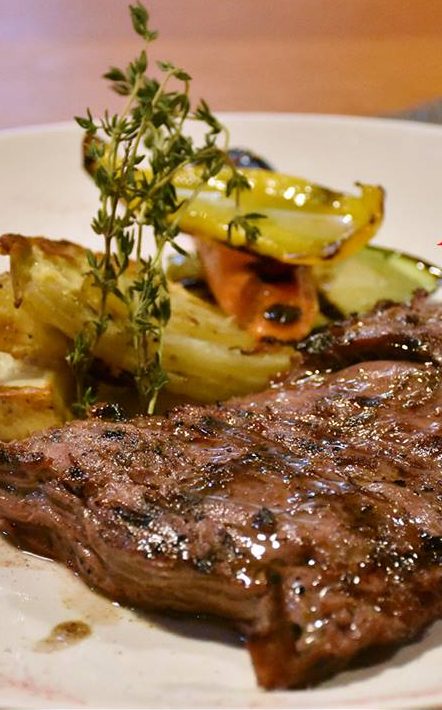 Arrachera estilo Ochuna con vegetales asados